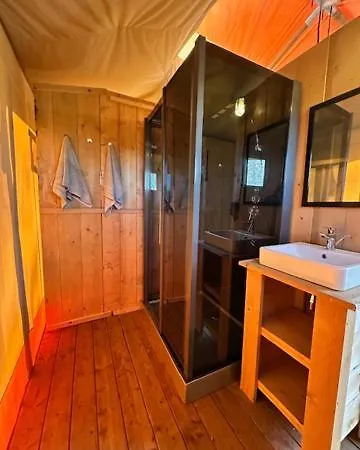 Safari At Back To Basic * Zwaanshoek